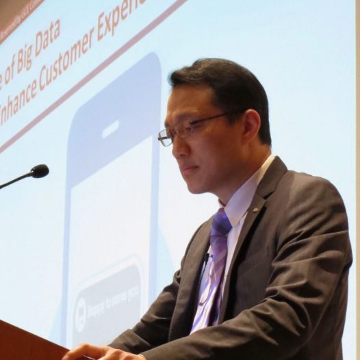 （香港）王志荣博士为新鸿基地产主讲《大数据价值创造及其商业应用》。