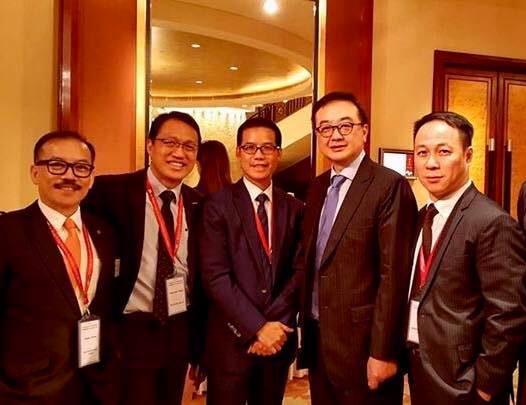 （香港）王志荣博士出席了动态的股東参与研讨会。
