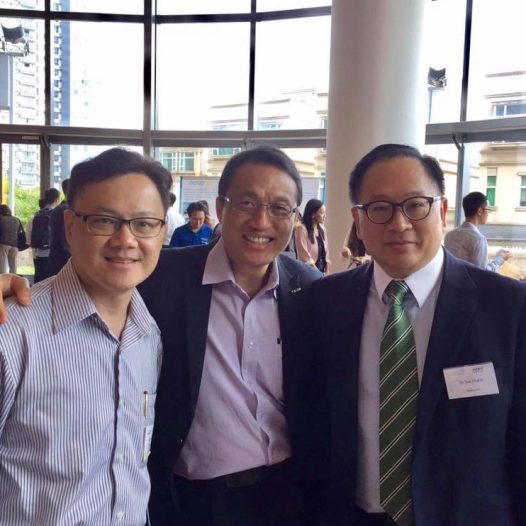 （香港）王志荣博士参加了HKEX及数码港举办的”New Board for New Economy Companies”研讨会。