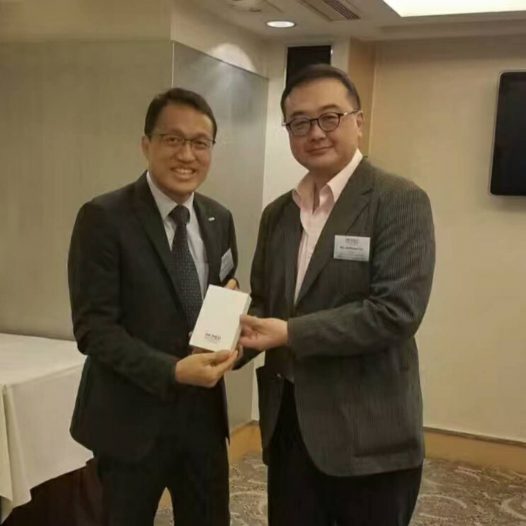 （香港）王志荣博士在香港独立非执行董事协会（HKiNEDA）举行的每月午餐演讲《大数据时代下共享经济》。
