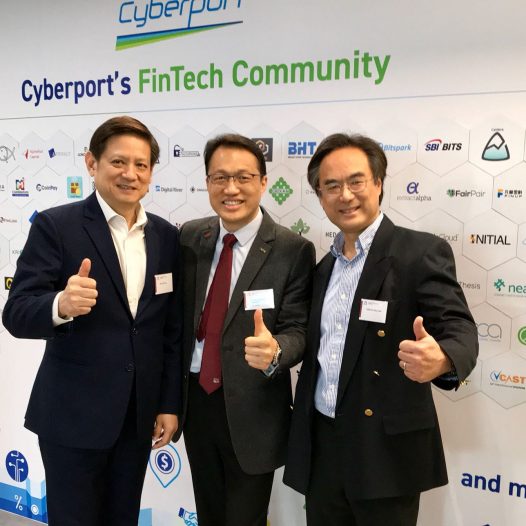 (HK) Dr. Lawrence Wong leaded a team to have a visit to Cyberport.