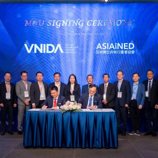 ID Forum Vietnam & Signing Ceremony with ASIAiNED and VNIDA